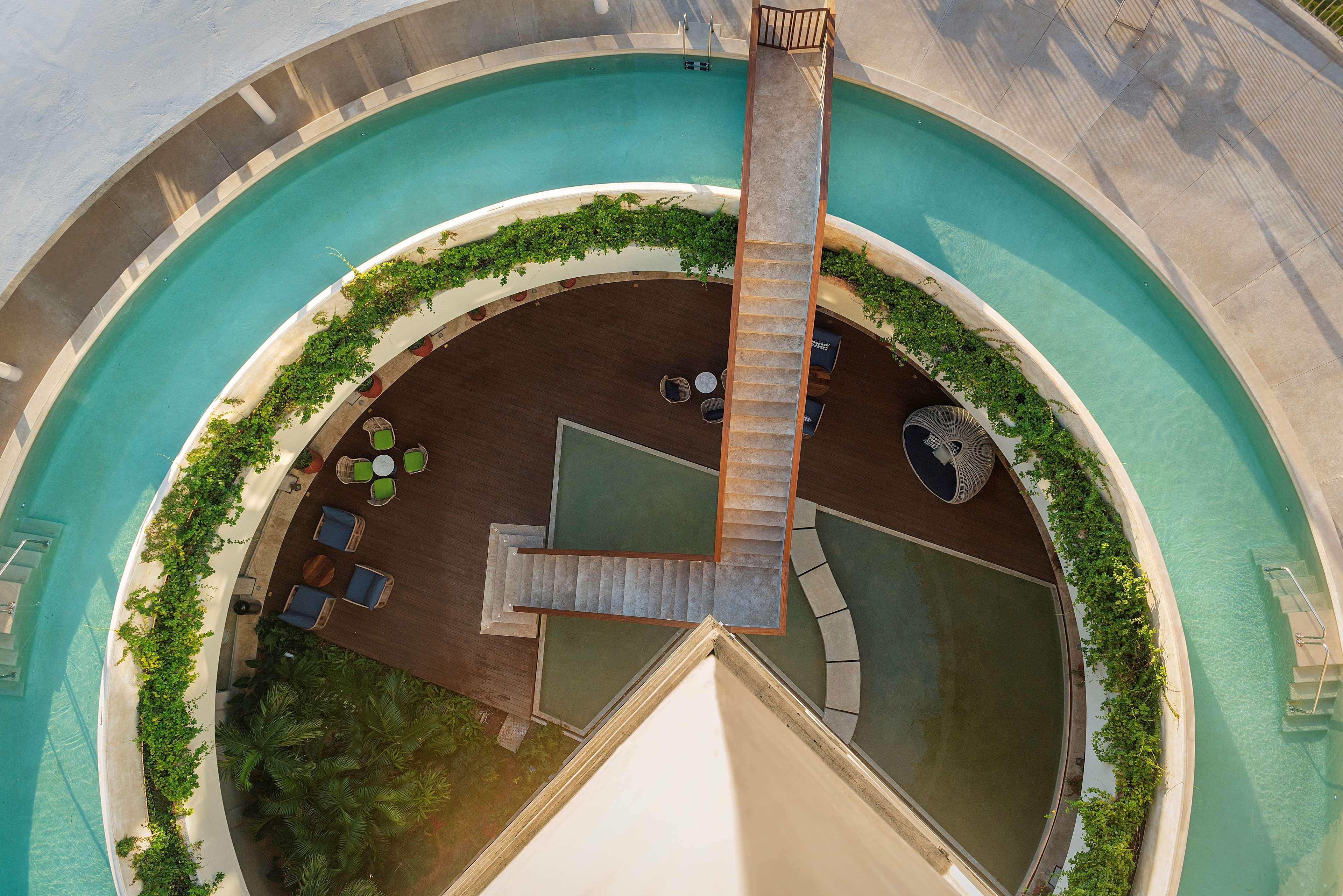 Hilton Garden Inn Cancun Airport エクステリア 写真