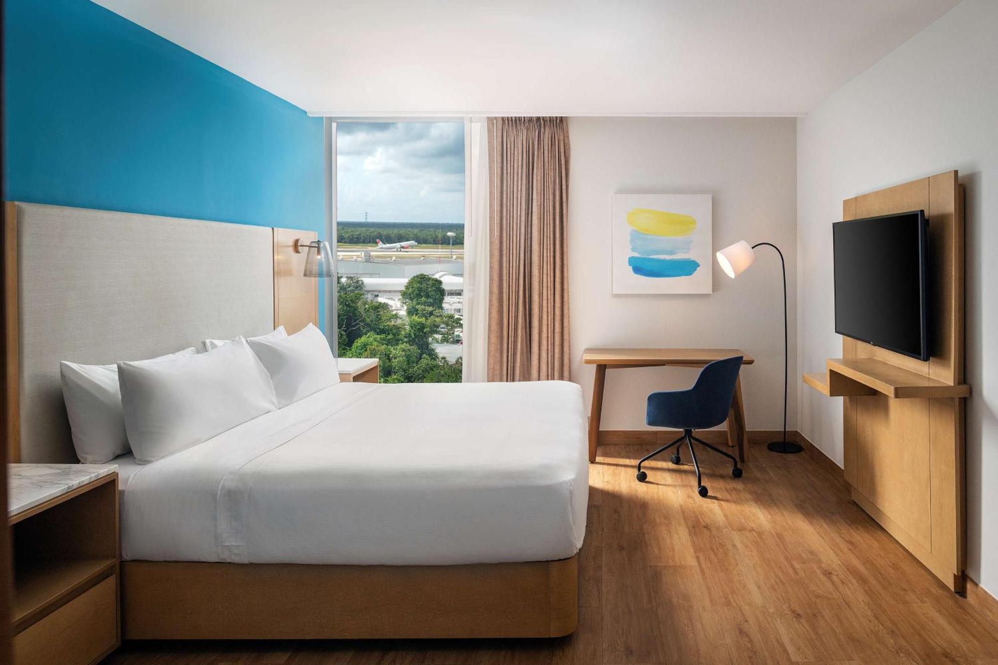 Hilton Garden Inn Cancun Airport エクステリア 写真